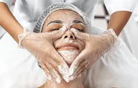 Limpieza facial profunda: cuando la tecnología simplifica el cuidado esencial de la piel